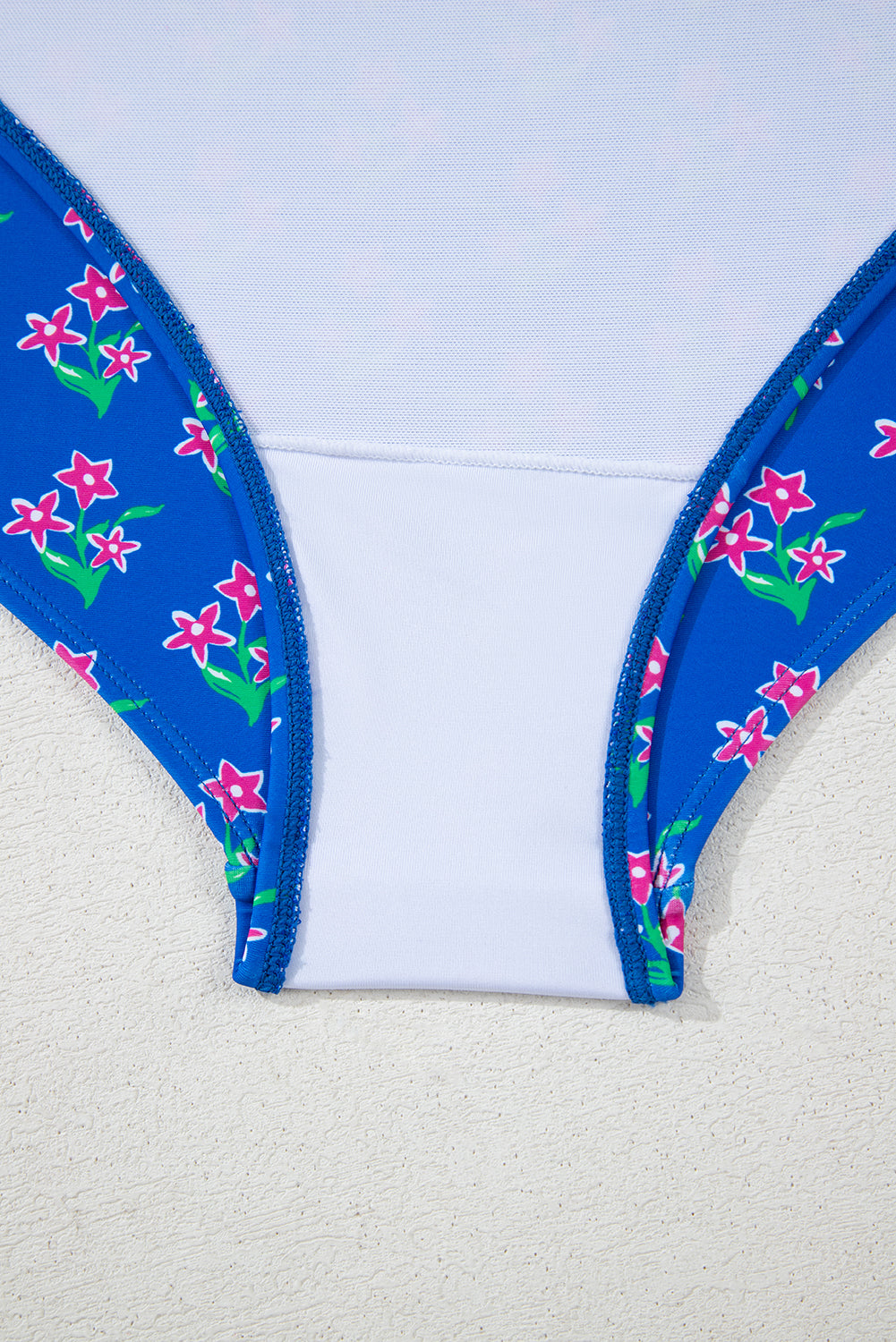 Blue Fashion Print Tied Straps Crop Vest and High Waist Plus Size Bikini Plus Size/Plus Size Swimwear