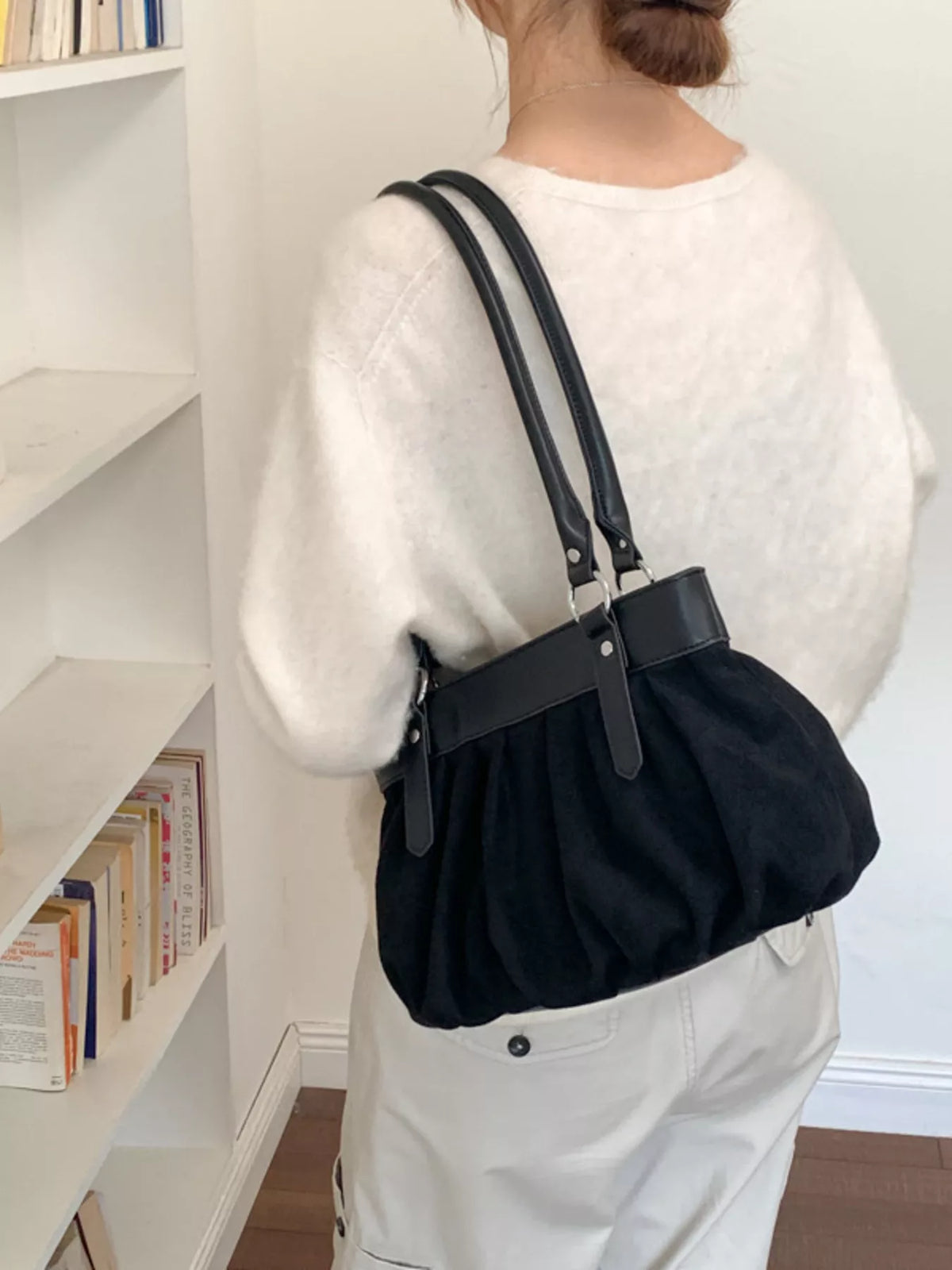 fedb73cffbd54759916383edeaf7559e-Max-Origin