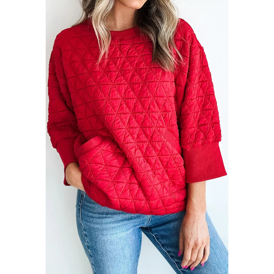 Fiery Red Quilted Diamond Pattern 3/4 Sleeve Pocketed Casual Top / S Tops/Long Tops