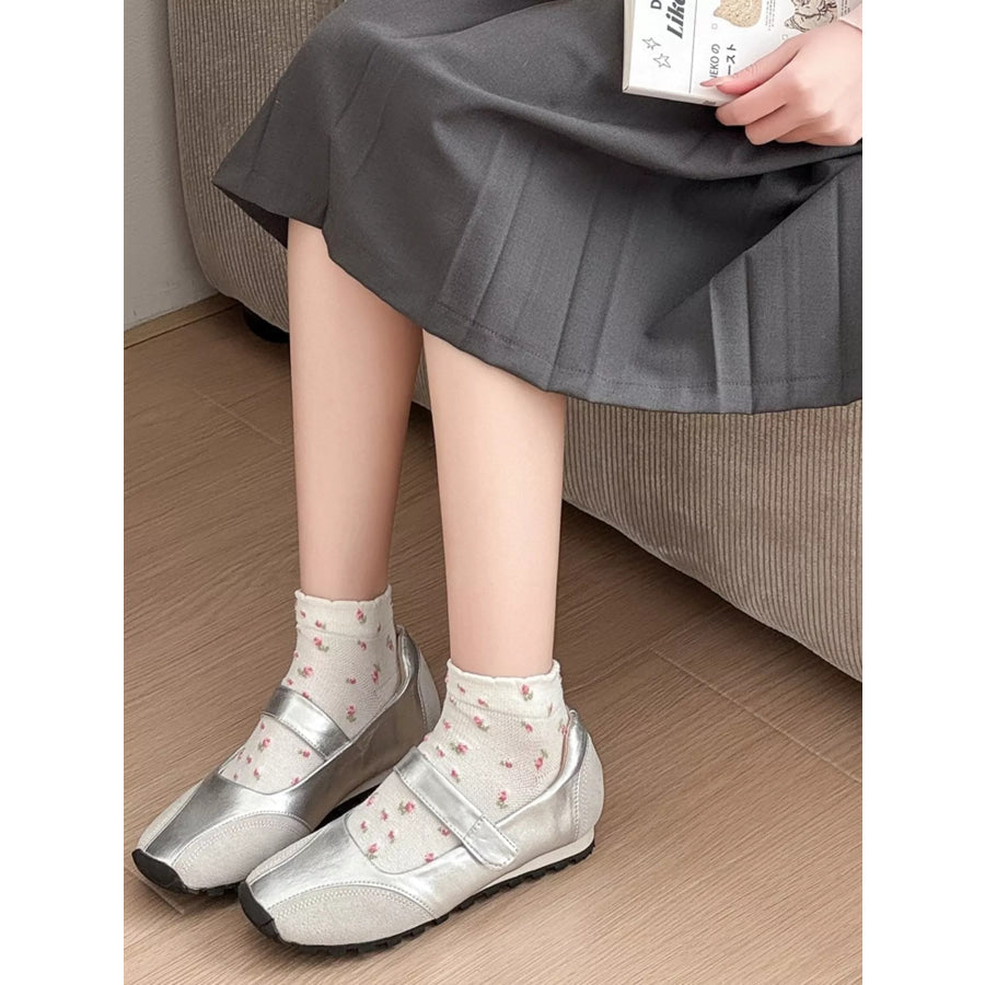 Floral Ankle Socks Apparel and Accessories