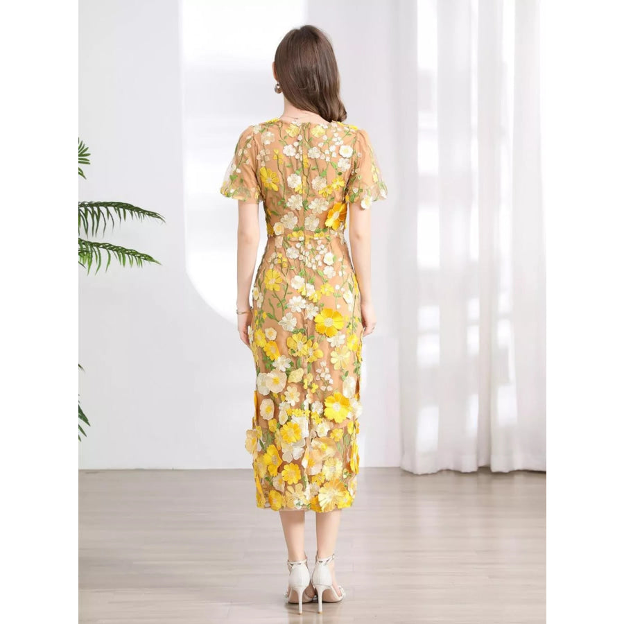 Floral Embroidered Puff Sleeve Midi Dress Apparel and Accessories