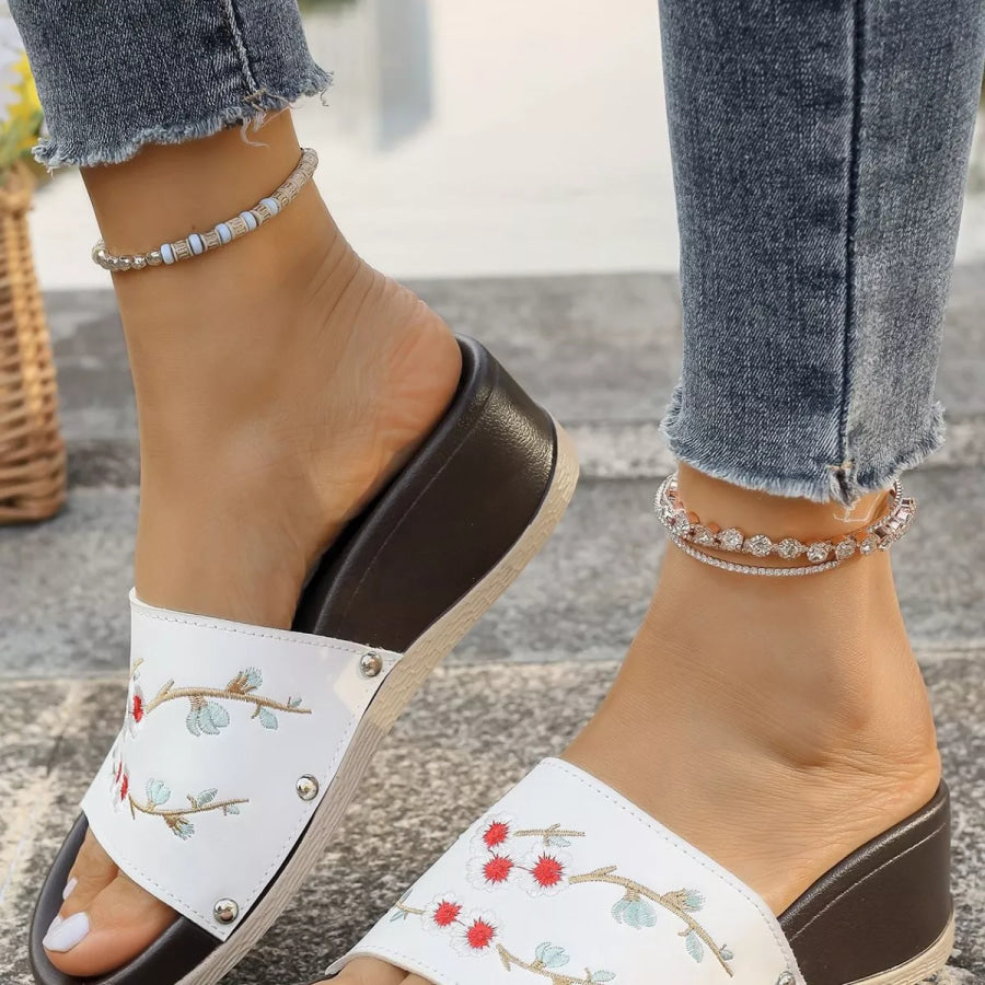 Floral Embroidered Wedge Sandals Apparel and Accessories