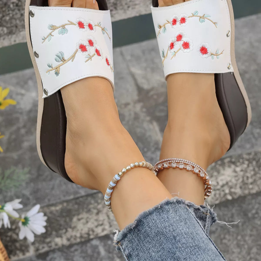 Floral Embroidered Wedge Sandals Apparel and Accessories