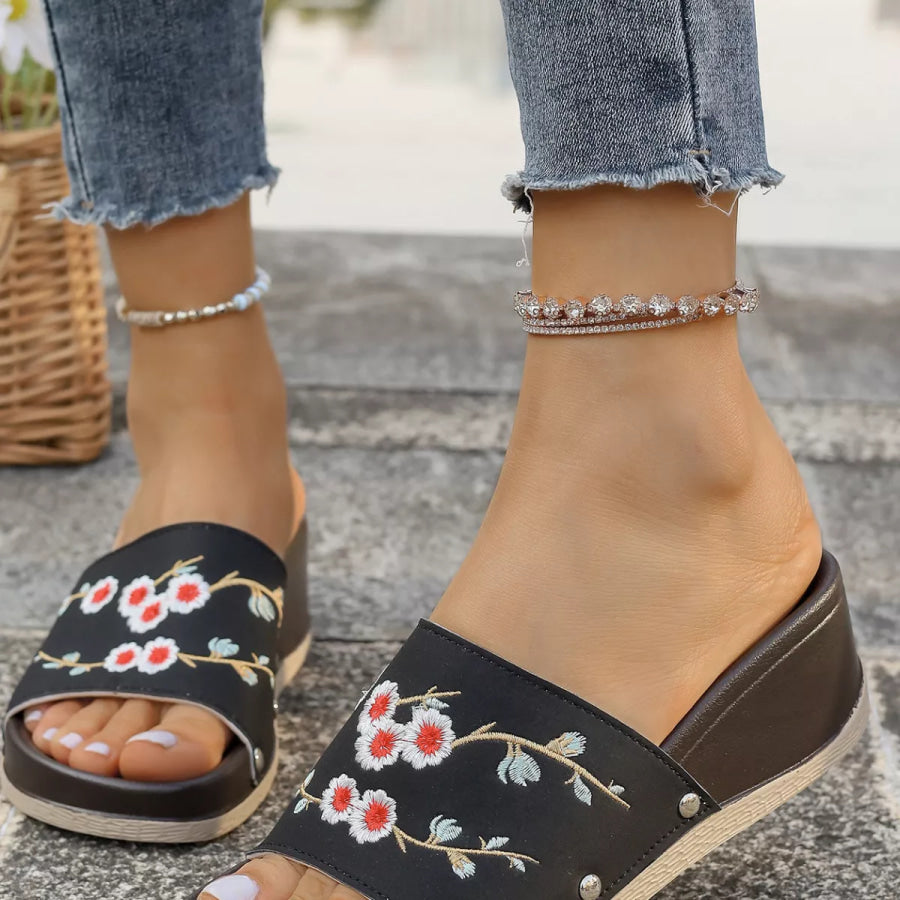 Floral Embroidered Wedge Sandals Apparel and Accessories