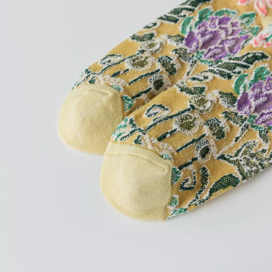 Floral Jacquard Crew Socks Apparel and Accessories