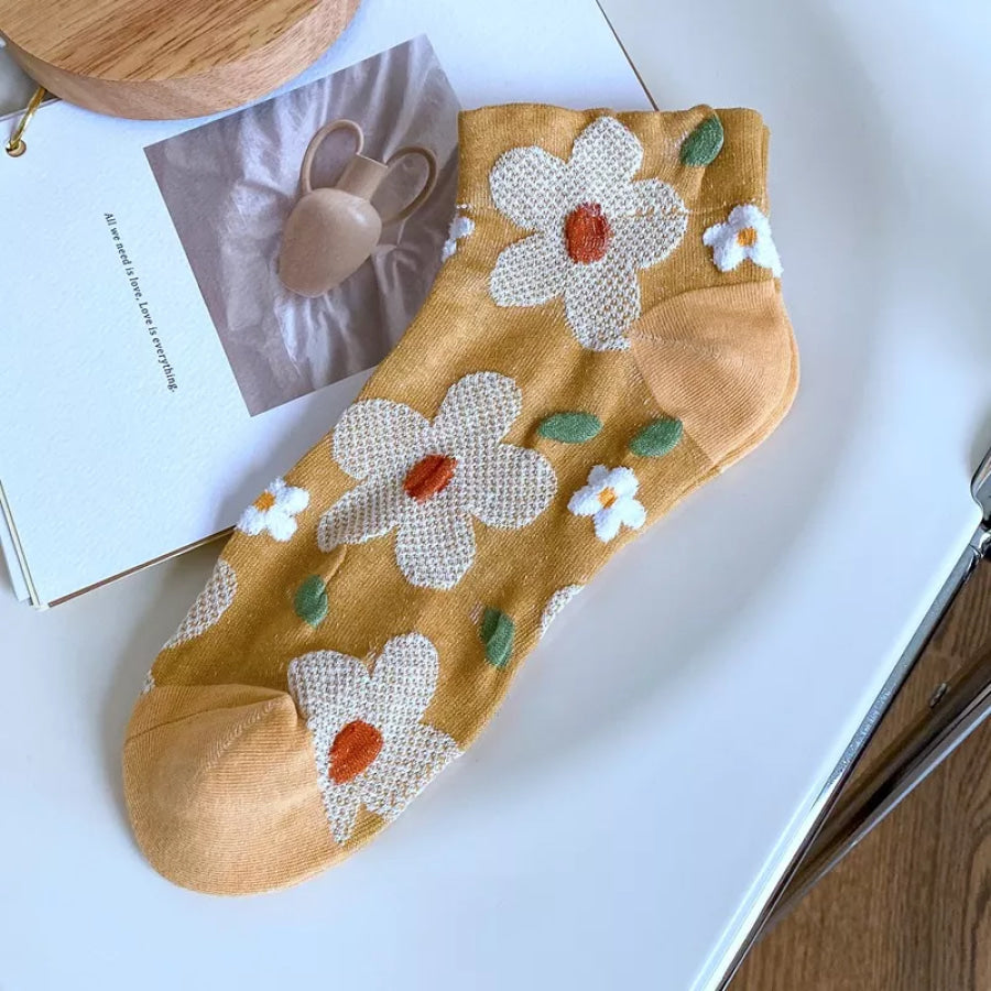 Floral Patterned Ankle Socks Yellow / onesize Apparel and Accessories