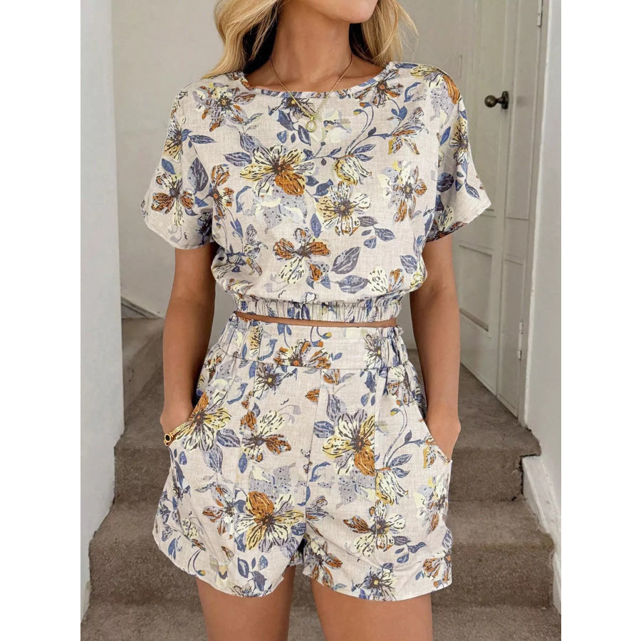 Floral Print Crop Top and Shorts Set Apparel and Accessories
