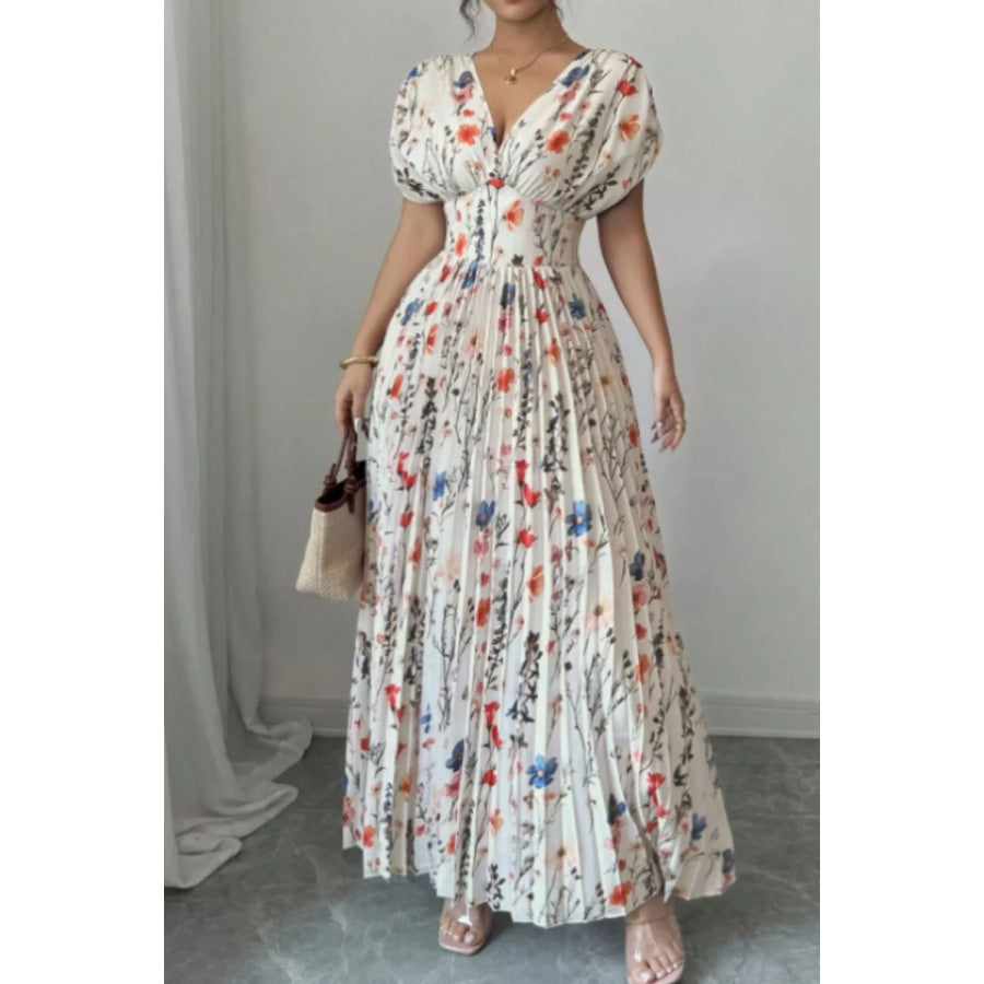 Floral Print Pleated Maxi Dress Apparel and Accessories