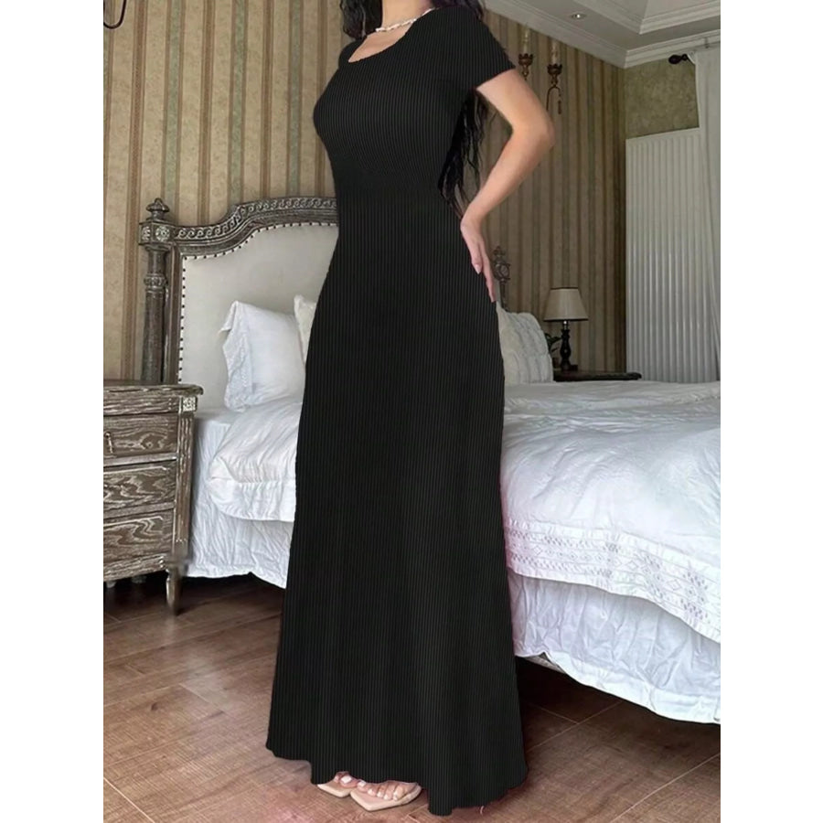 Floral Print Short Sleeve Maxi Dress Black / XS Apparel and Accessories
