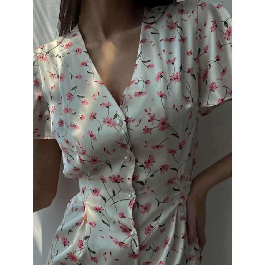 Floral Print V-Neck Flutter Sleeves Midi Dress Apparel and Accessories