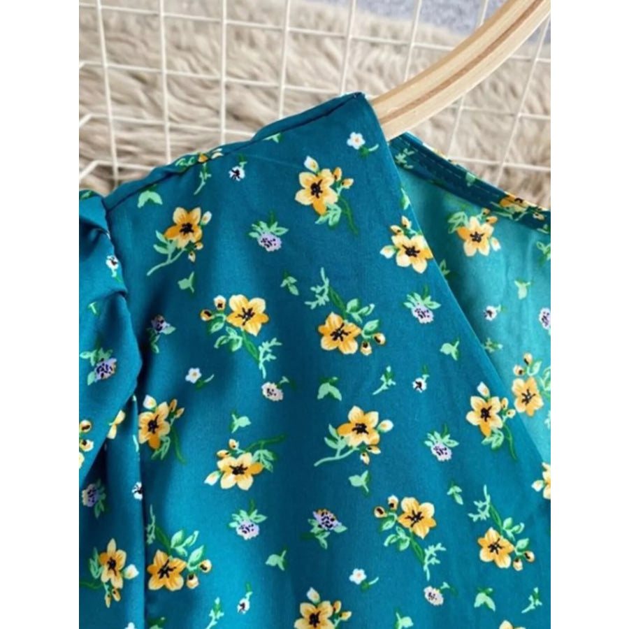 Floral Print V-Neck Midi Dress Apparel and Accessories