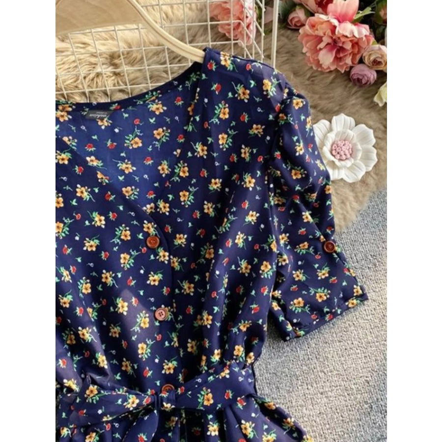 Floral Print V-Neck Midi Dress Apparel and Accessories