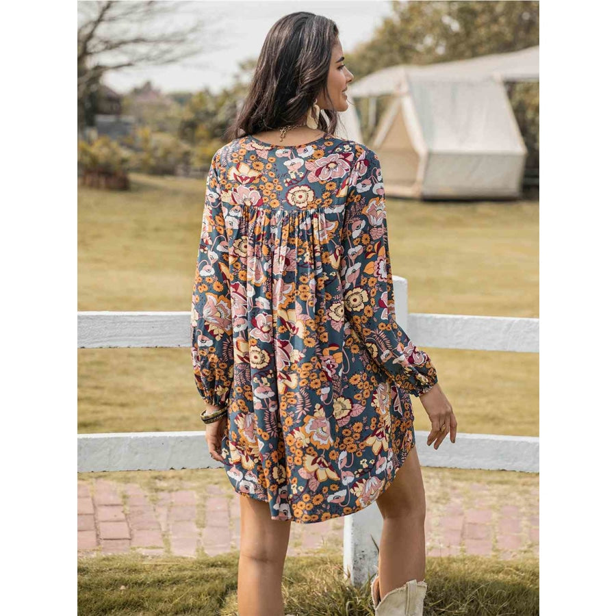 Floral Ruched V-Neck Long Sleeve Dress