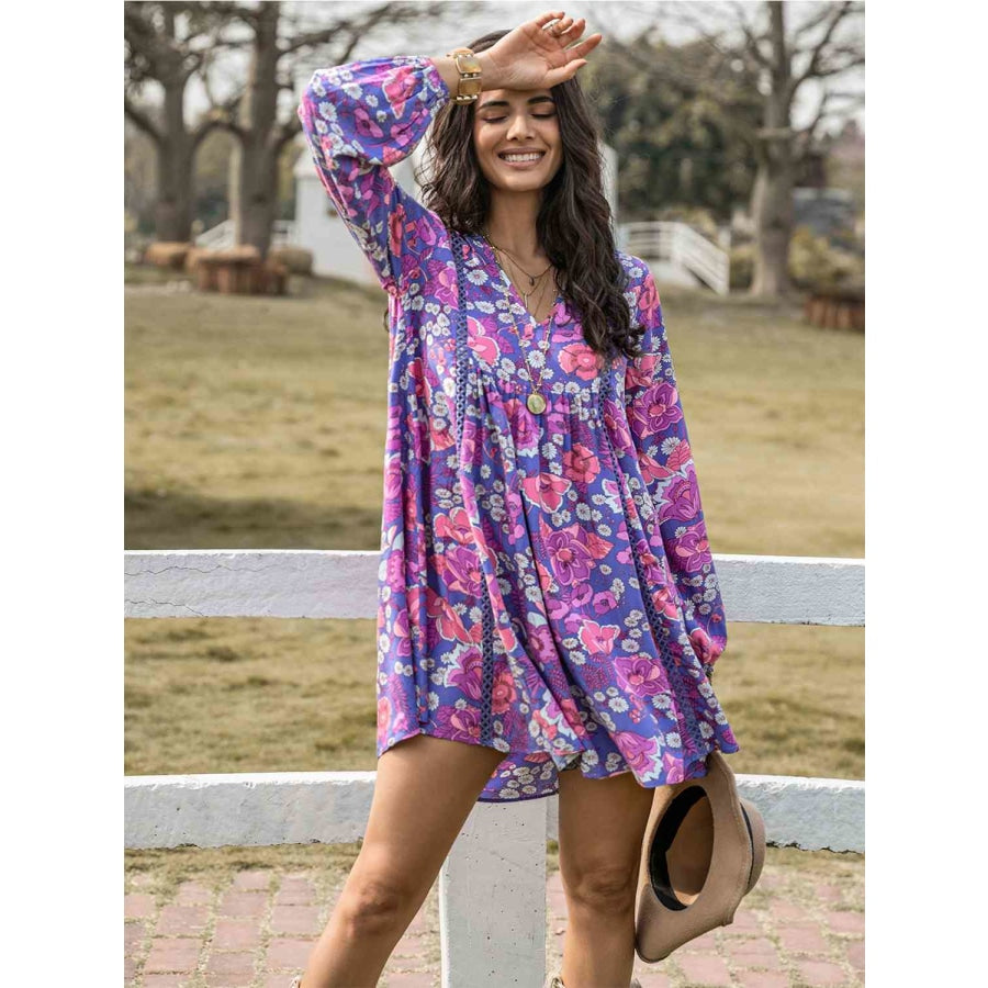 Floral Ruched V-Neck Long Sleeve Dress