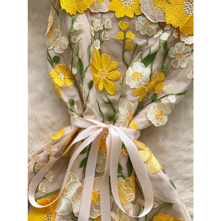 Floral Tie Waist Mini Dress Apparel and Accessories