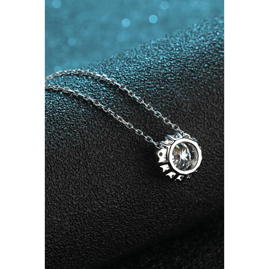 Flower-Shaped Moissanite Pendant Necklace Silver / One Size