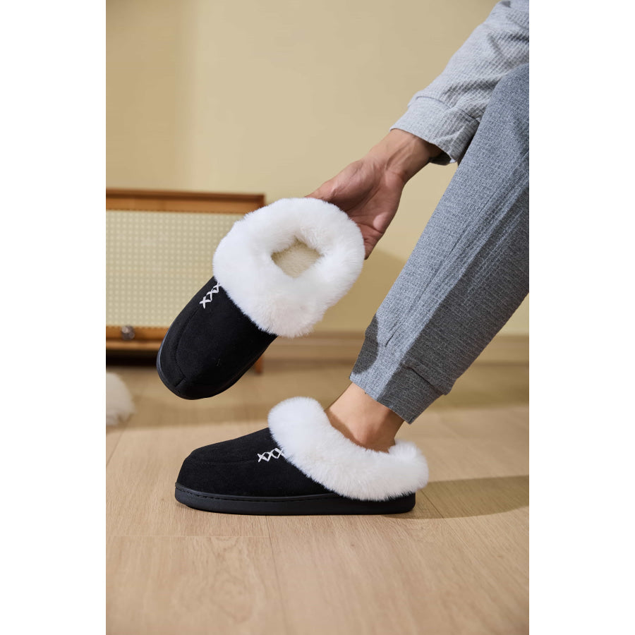 Fluff Trim Round Toe Flat Slippers Black / 36-37(US5-6) Apparel and Accessories