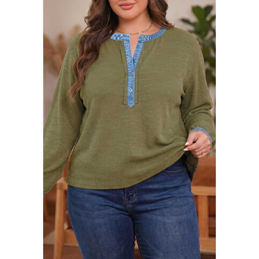 Four Leaf Clover Ribbed Knit Denim Accents V Neck Long Sleeve Oversized Fit Plus Size Blouse / 1X / 62% Polyester + 32% Cotton + 6%