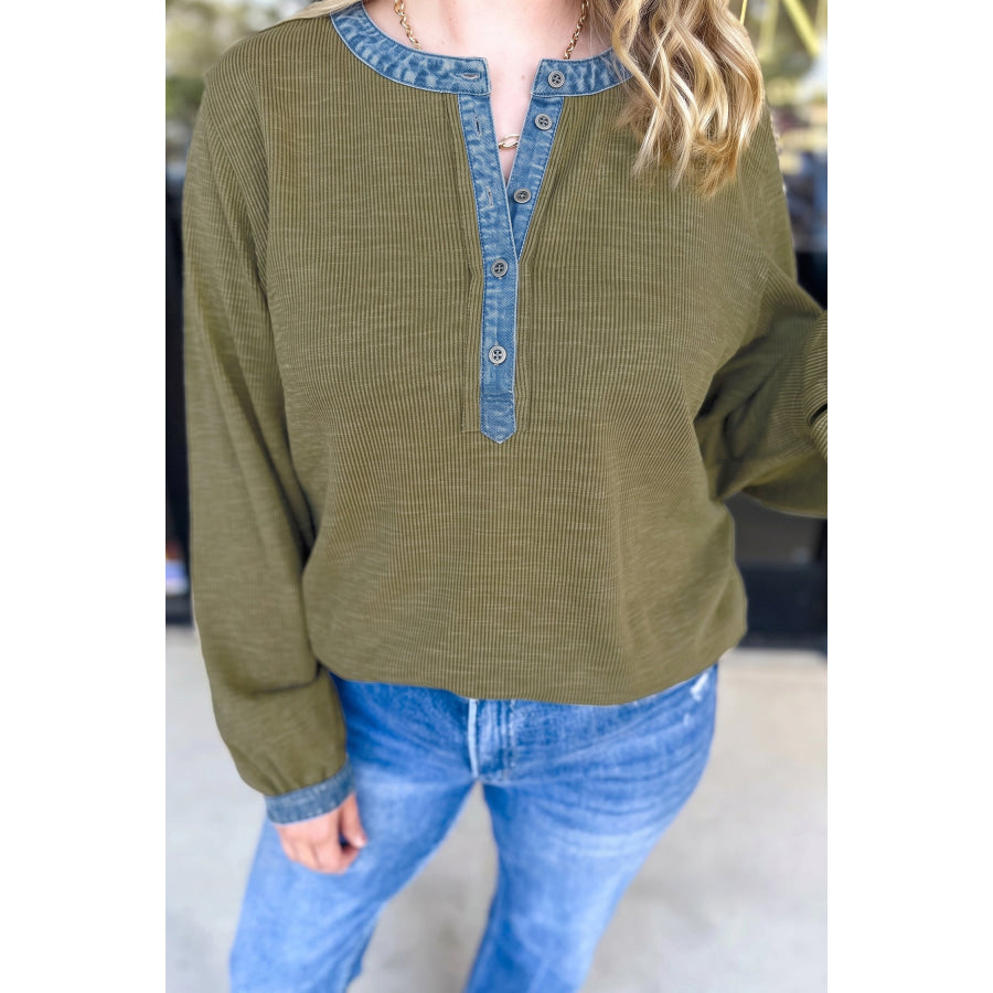 Four Leaf Clover Ribbed Knit Denim Accents V Neck Long Sleeve Oversized Fit Plus Size Blouse Size/Plus Tops/Plus Tops