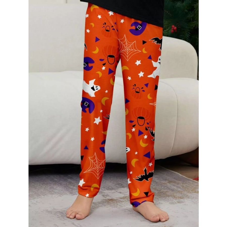 Full Size Halloween Family Matching Pajama Set with Ghost and Pumpkin Print Plus Apparel Accessories