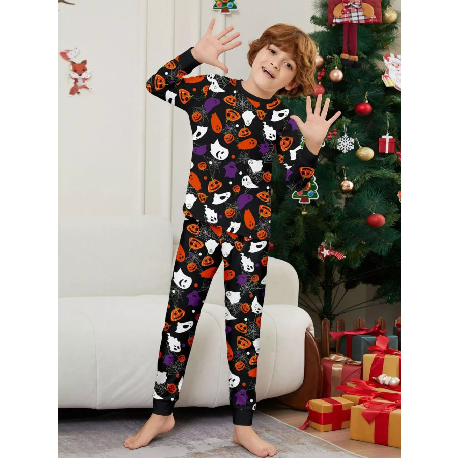 Full Size Halloween Themed Family Matching Pajama Set with Ghost and Pumpkin Print Plus Apparel Accessories