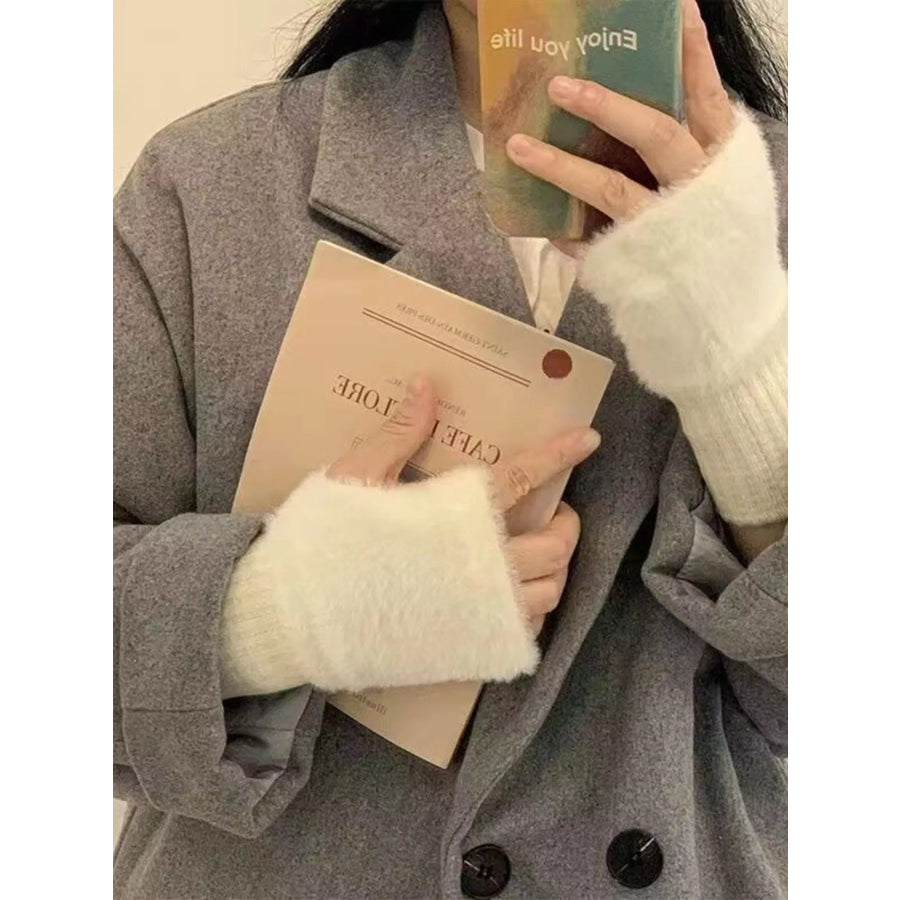 Fuzzy Cuff Fingerless Gloves Cream / ONESIZE Apparel and Accessories