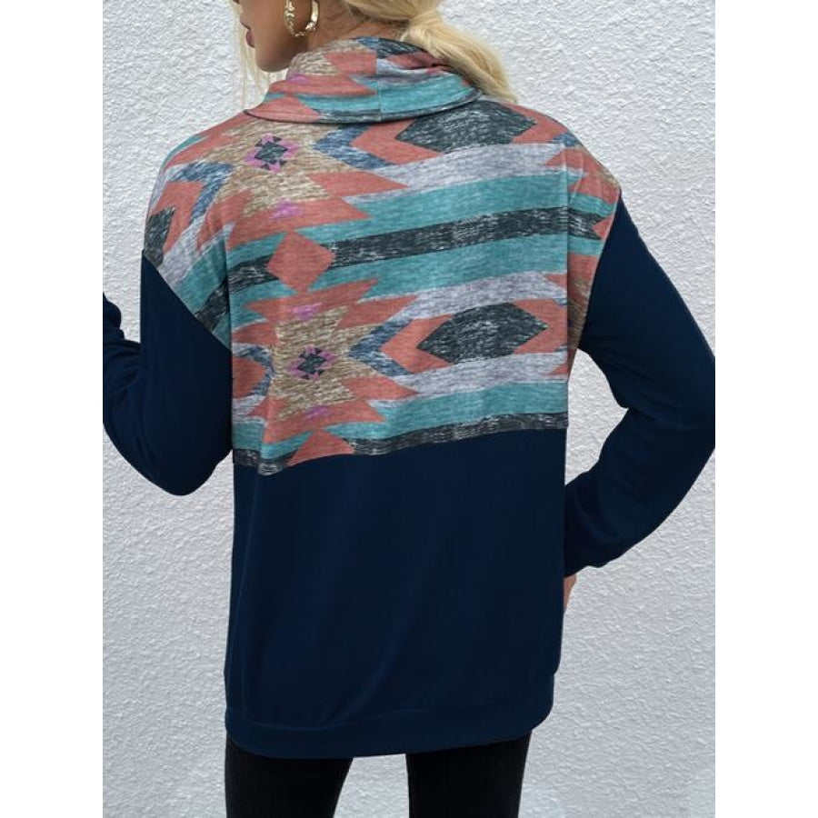 Geometric Drawstring Long-Sleeve Sweatshirt