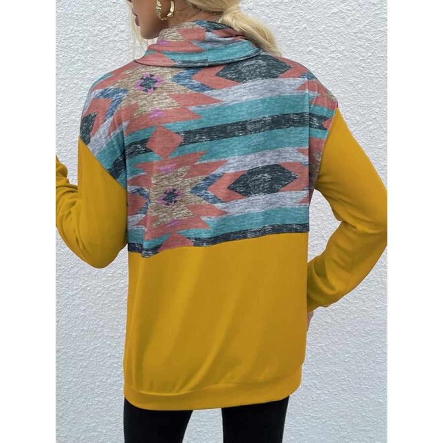 Geometric Drawstring Long-Sleeve Sweatshirt