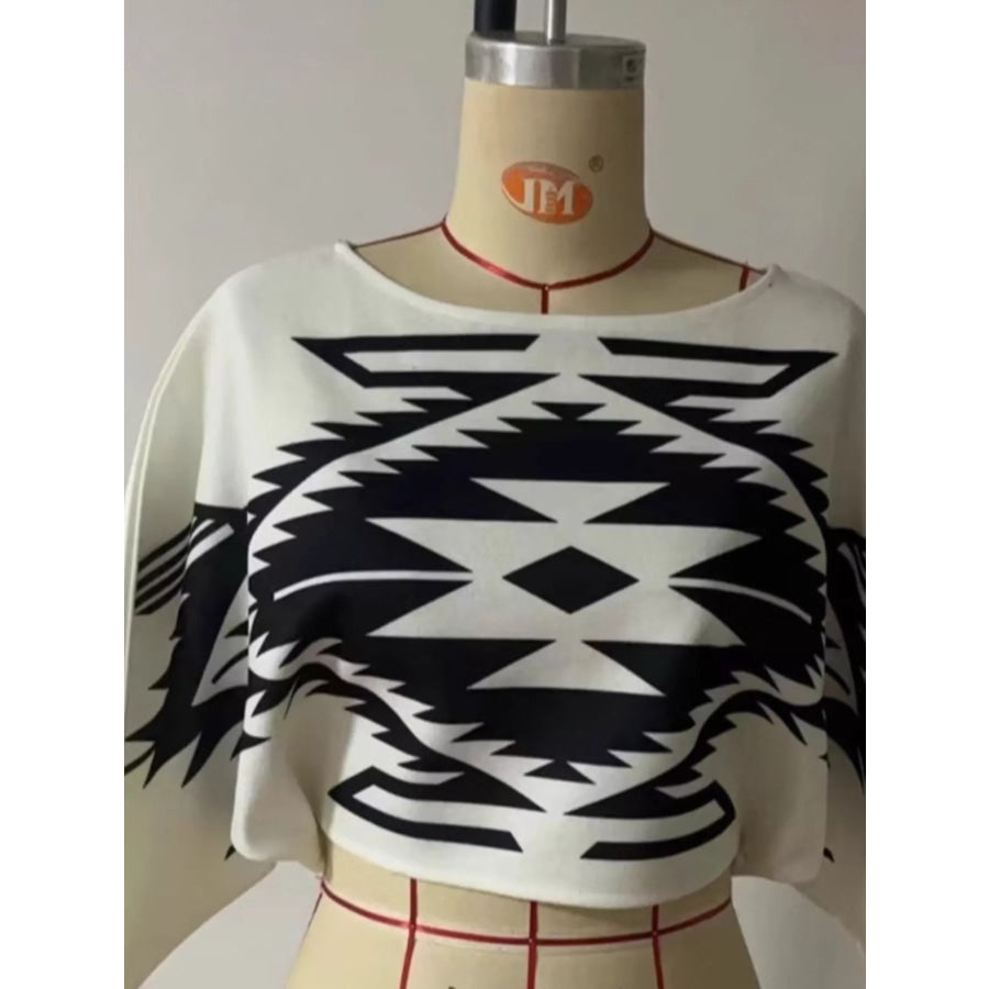 Geometric Pattern Cropped Knit Top Apparel and Accessories