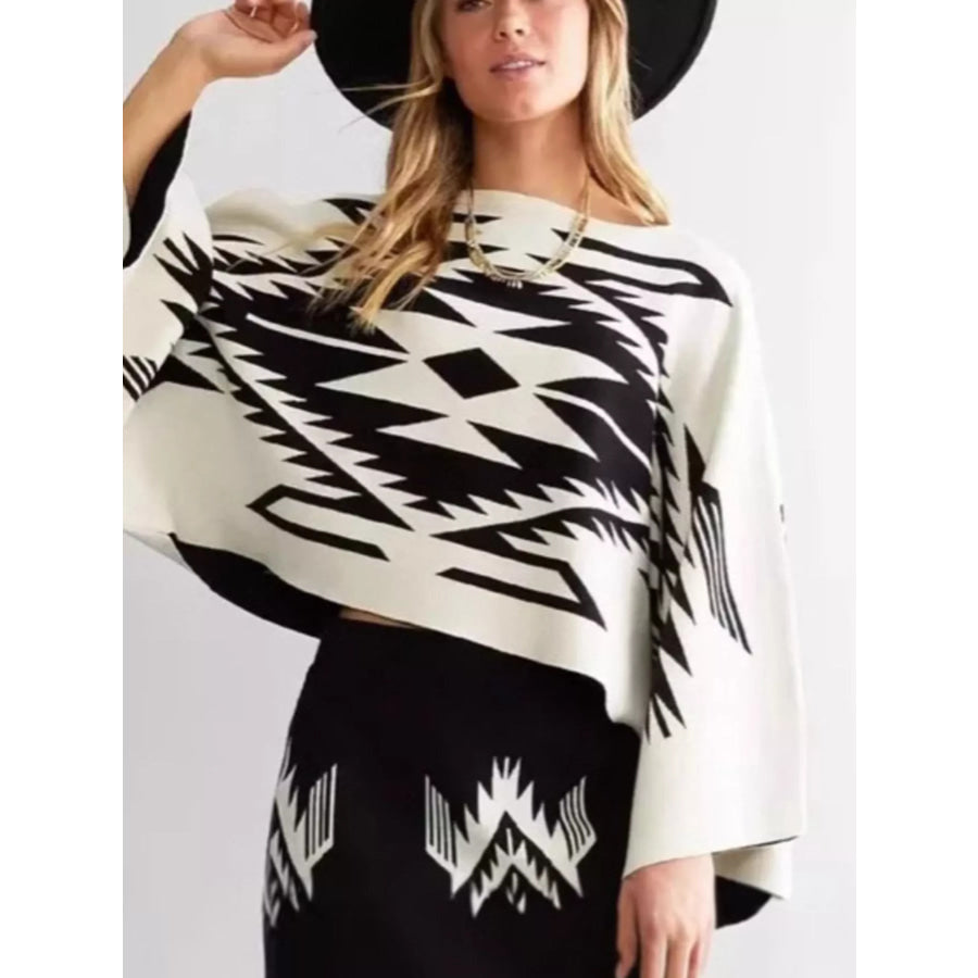 Geometric Pattern Cropped Knit Top White / S Apparel and Accessories