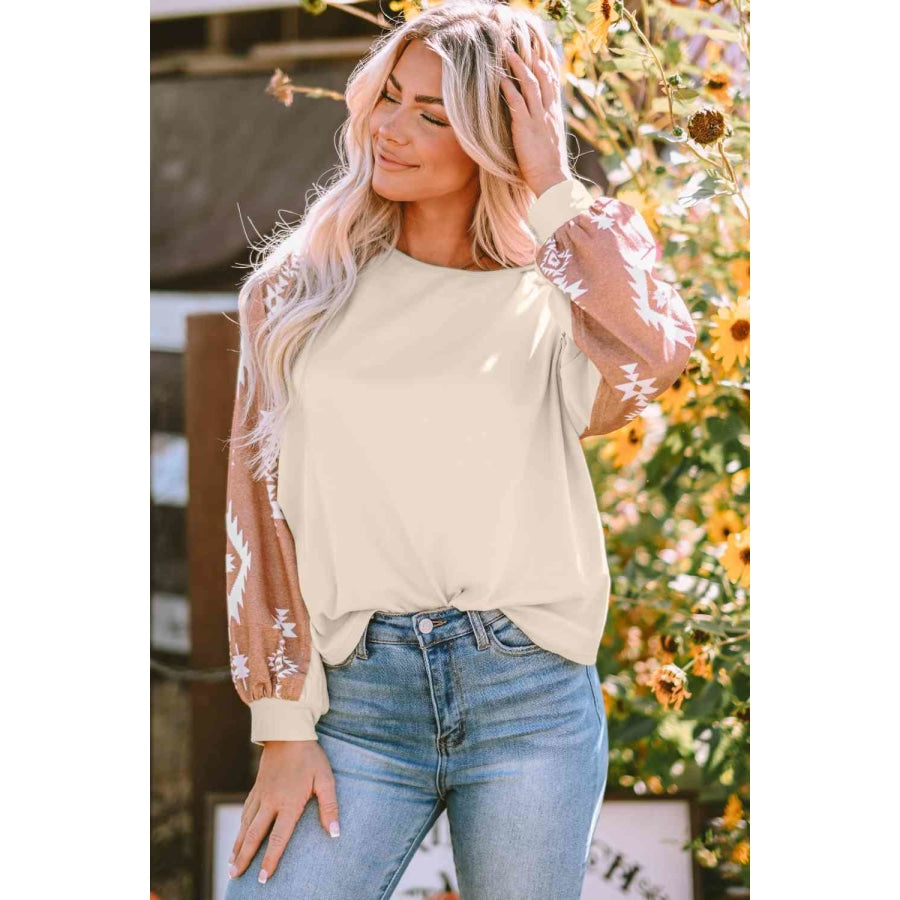 Geometric Round Neck Long Sleeve T-Shirt Ivory / S