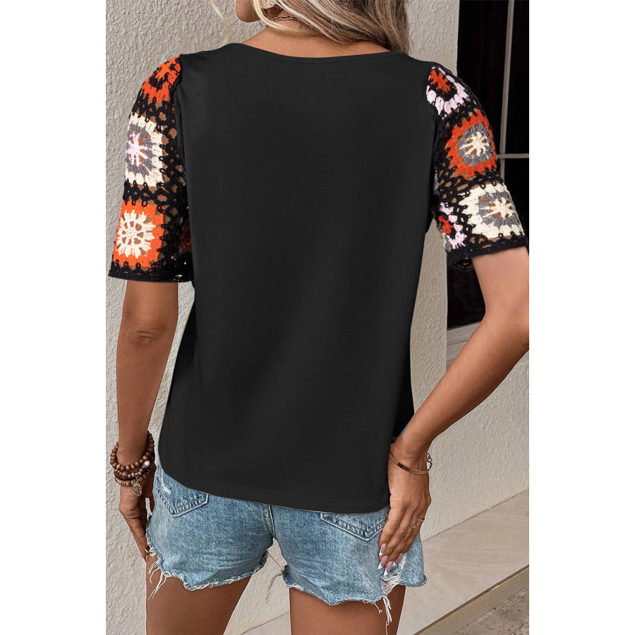 Geometric Round Neck Short Sleeve Blouse Apparel and Accessories