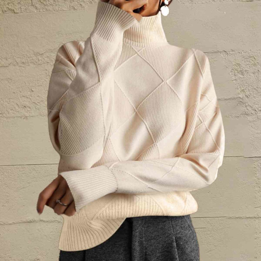 Geometric Turtleneck Long Sleeve Sweater Ivory / S