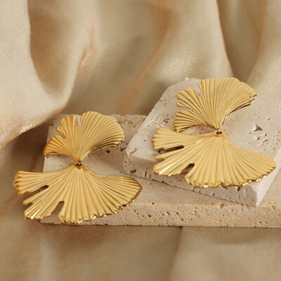 Ginkgo Biloba Design Stud Earrings Clothing