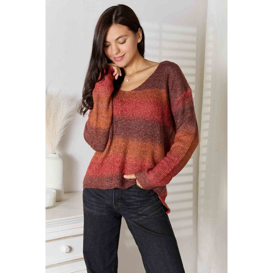 Gradient V-Neck Sweater Clothing