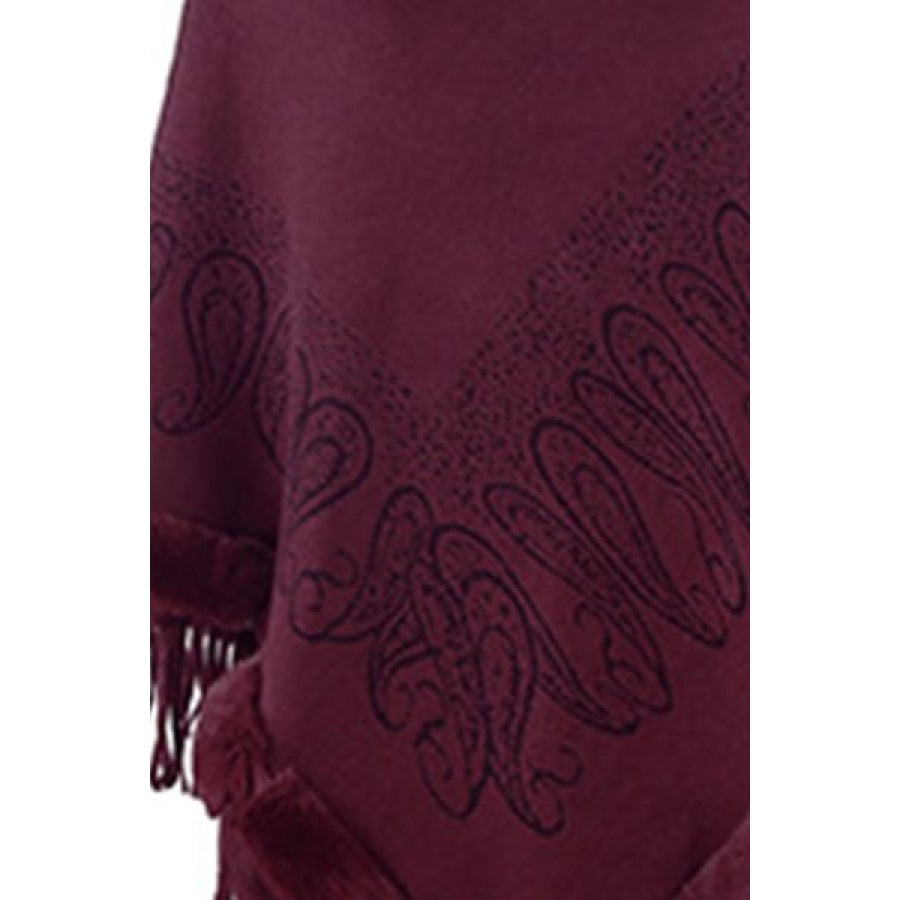 Graphic Fringe Cape Sleeve Poncho Clothing