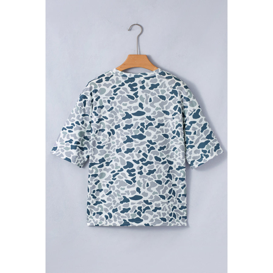 Gray Camouflage Print Single Chest Pocket V Neck Tee Tops/Tops & Tees