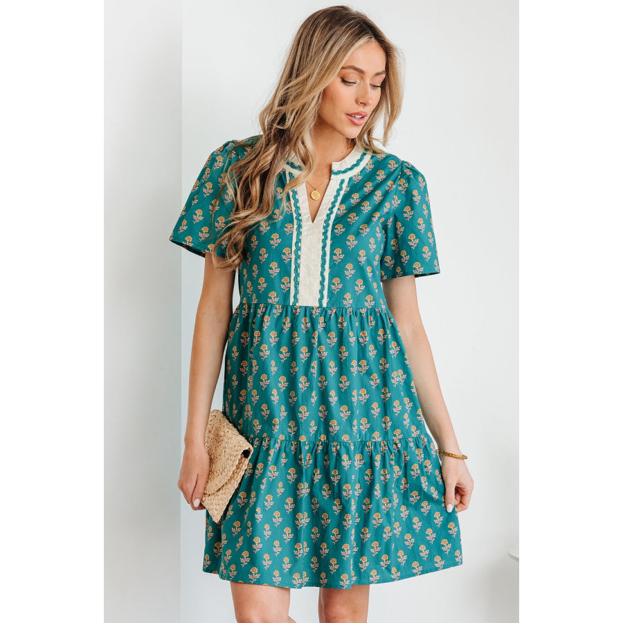 Green Contrast Trim V Neck Short Sleeve Floral Dress Dresses/Floral Dresses