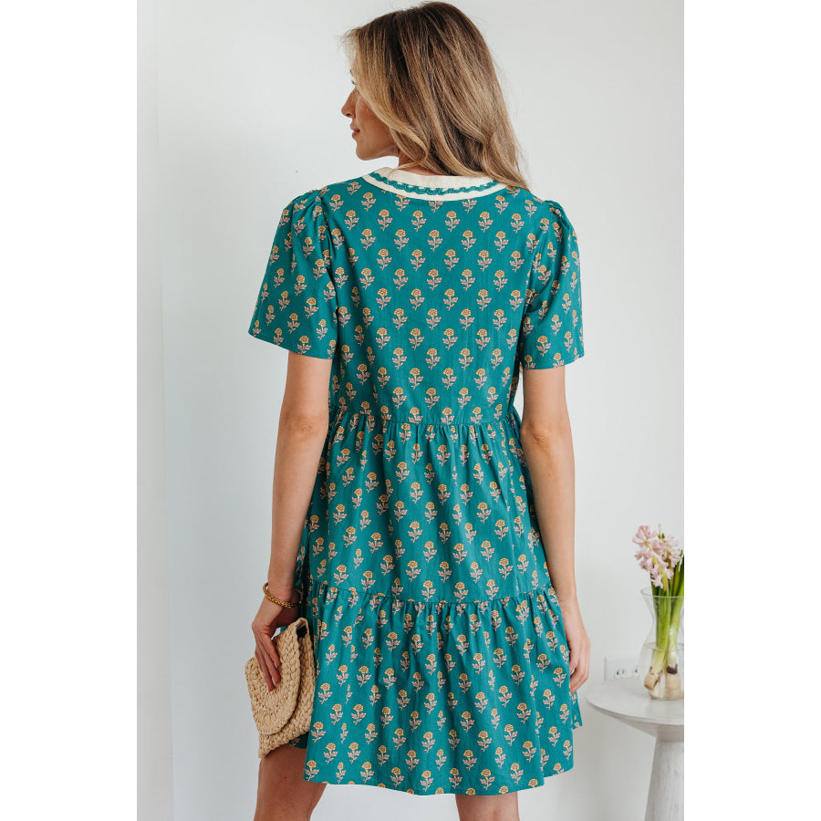 Green Contrast Trim V Neck Short Sleeve Floral Dress Dresses/Floral Dresses