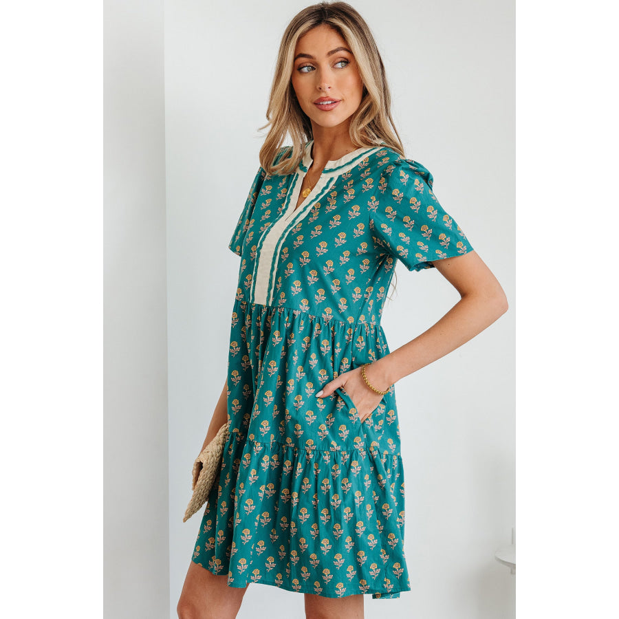 Green Contrast Trim V Neck Short Sleeve Floral Dress Dresses/Floral Dresses