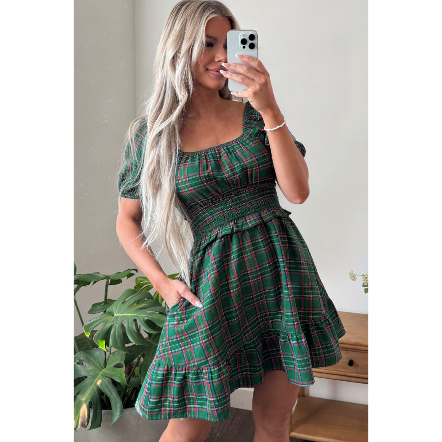 Green Plaid Shirred U Neck Short Sleeve Mini Dress Dresses/Mini Dresses