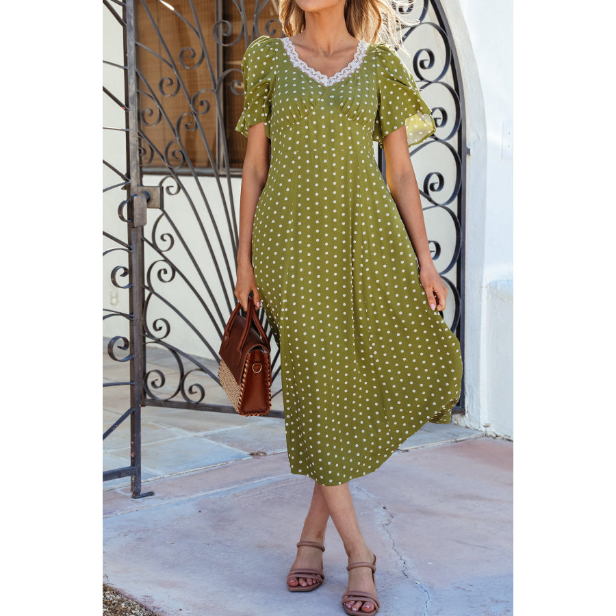 Green Polka Dot Print Lacy Neckline Smocked High Waist Maxi Dress Dresses/Maxi Dresses