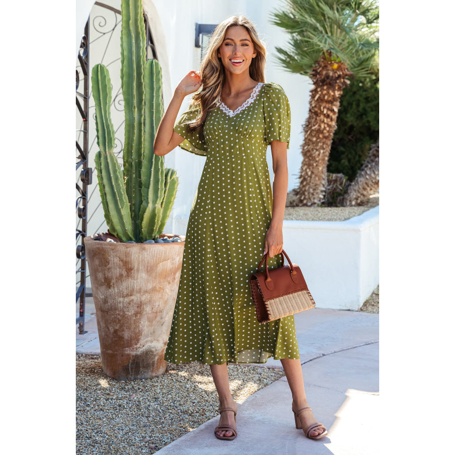 Green Polka Dot Print Lacy Neckline Smocked High Waist Maxi Dress Dresses/Maxi Dresses