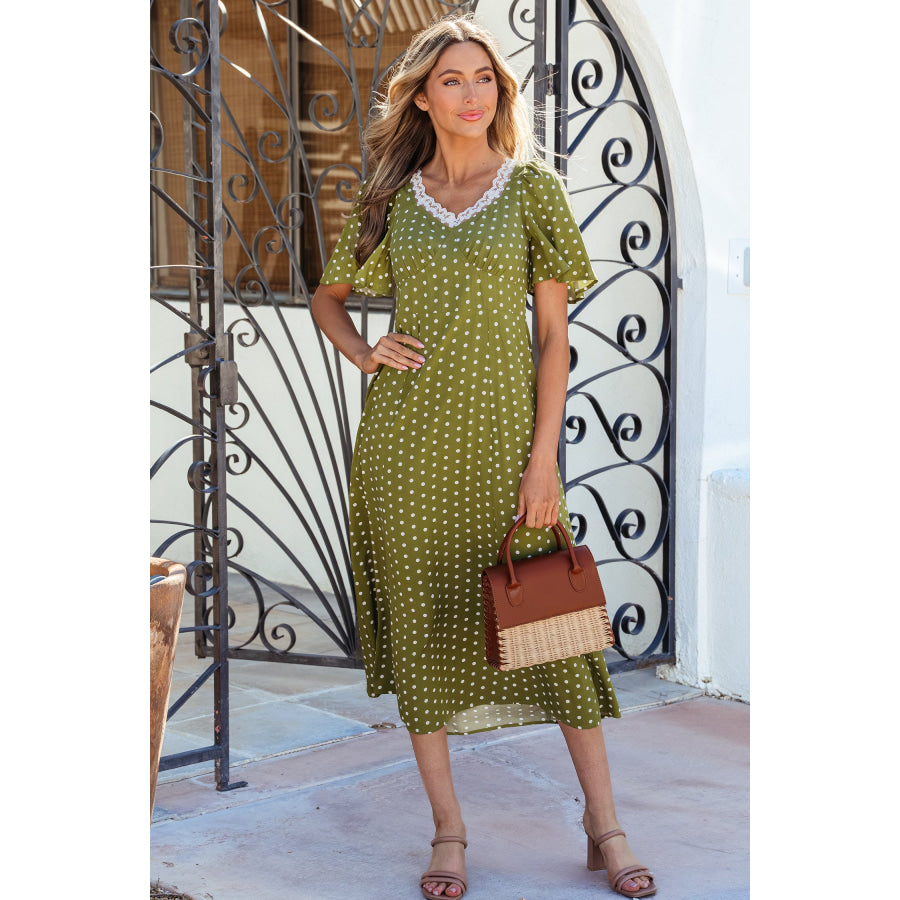 Green Polka Dot Print Lacy Neckline Smocked High Waist Maxi Dress Dresses/Maxi Dresses