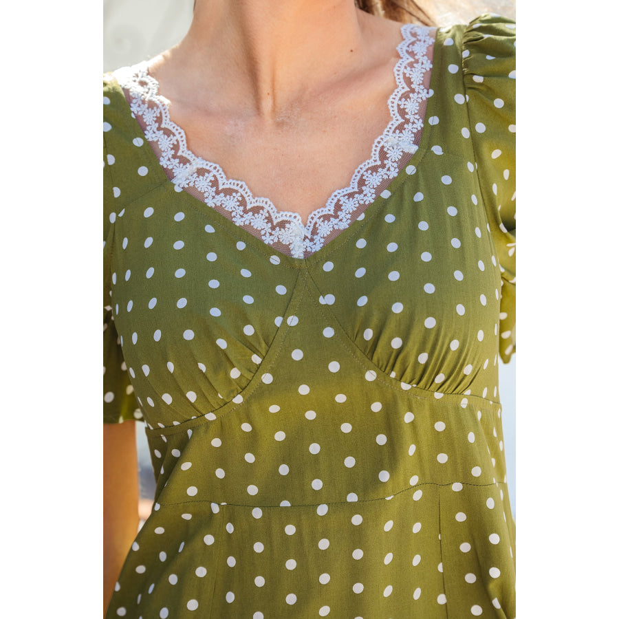 Green Polka Dot Print Lacy Neckline Smocked High Waist Maxi Dress Dresses/Maxi Dresses
