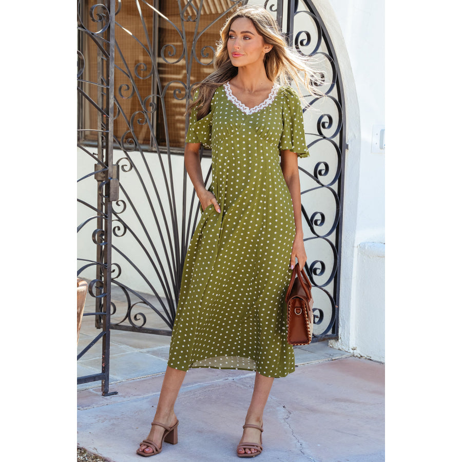 Green Polka Dot Print Lacy Neckline Smocked High Waist Maxi Dress Dresses/Maxi Dresses