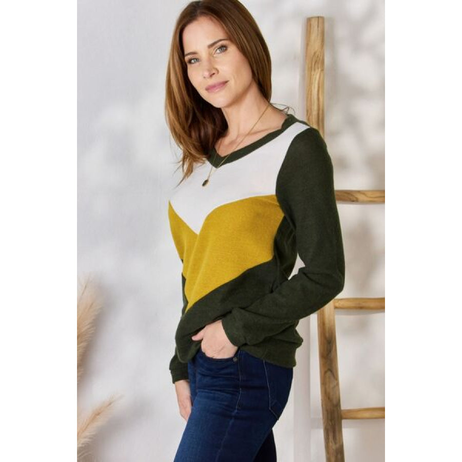 Hailey & Co Full Size Colorblock V-Neck Blouse Clothing