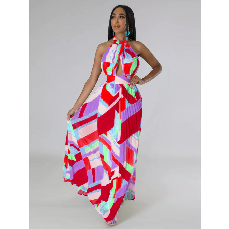 Halter Neck Geometric Print Pleated Maxi Dress Apparel and Accessories