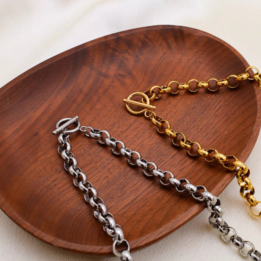 Heart Pendant Toggle Clasp Chain Necklace Apparel and Accessories