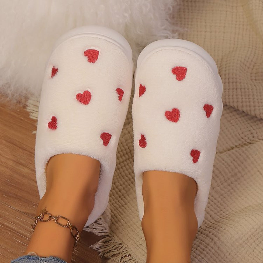 Heart Round Toe Flat Slippers Apparel and Accessories